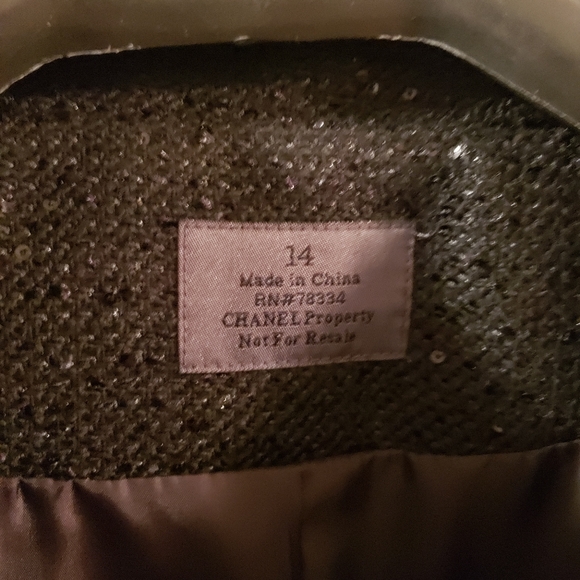 Chanel jacket - Picture 3 of 7